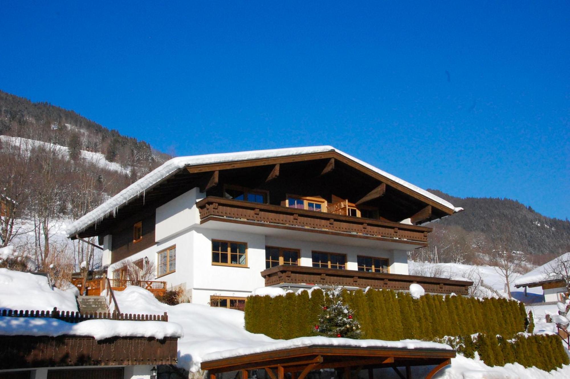Landhaus Bergner Alm Fusch an der Glocknerstraße Екстериор снимка